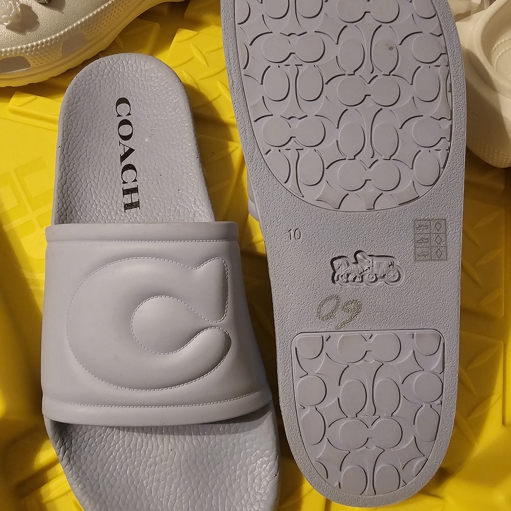 💜COACH Ulla Signature Water Resistant Slide Sandals (NWOT) - Picture 3 of 4